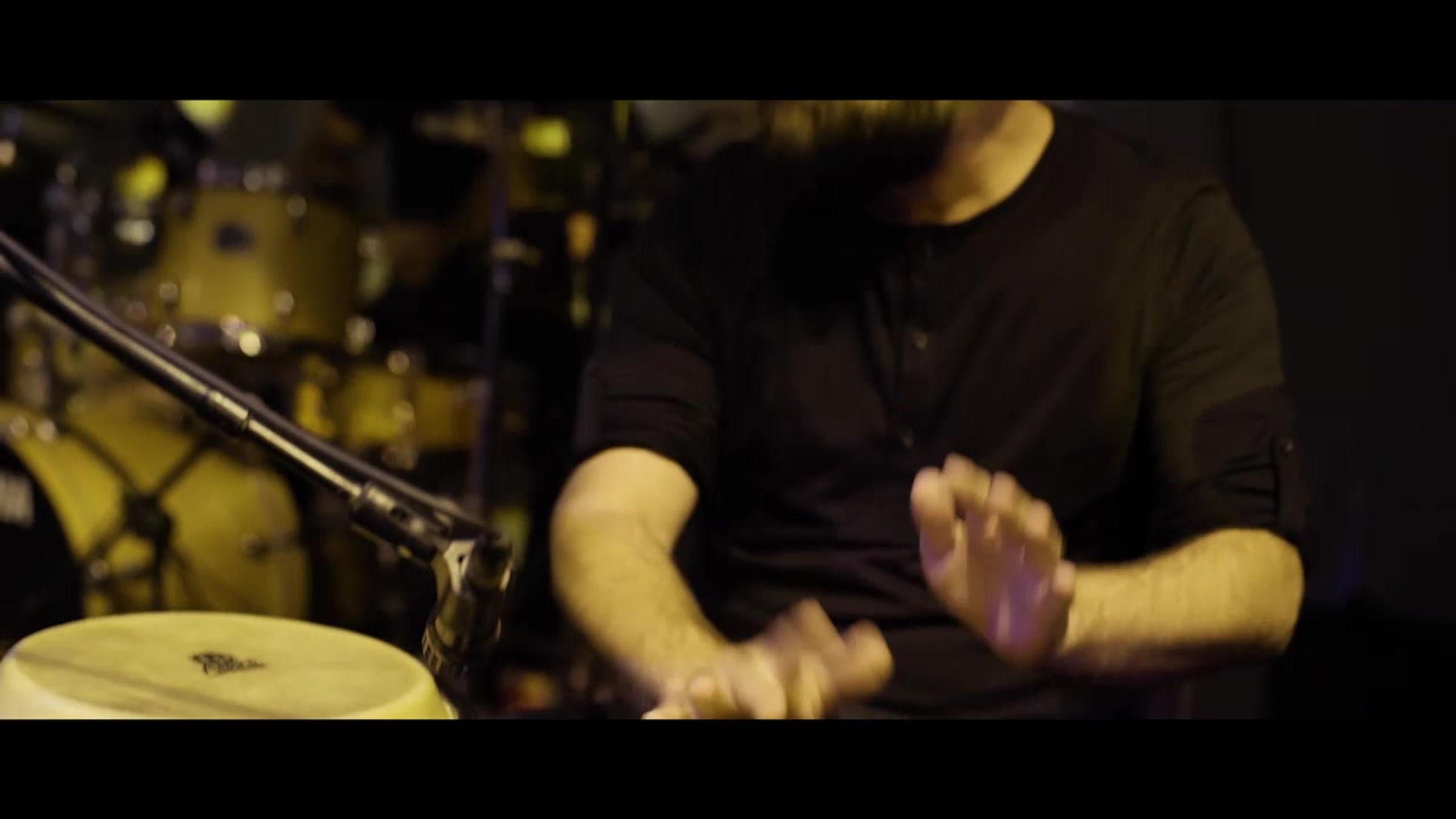 Tarante groove machine live